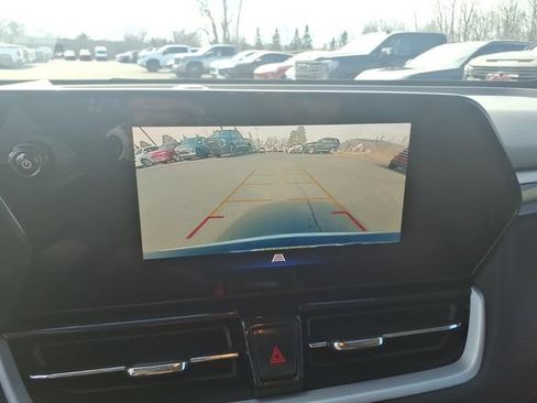 Used 2024 Chevrolet TrailBlazer LT FWD image 17