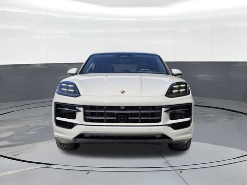 New 2026 Porsche Cayenne Coupe AWD/4WD image 9