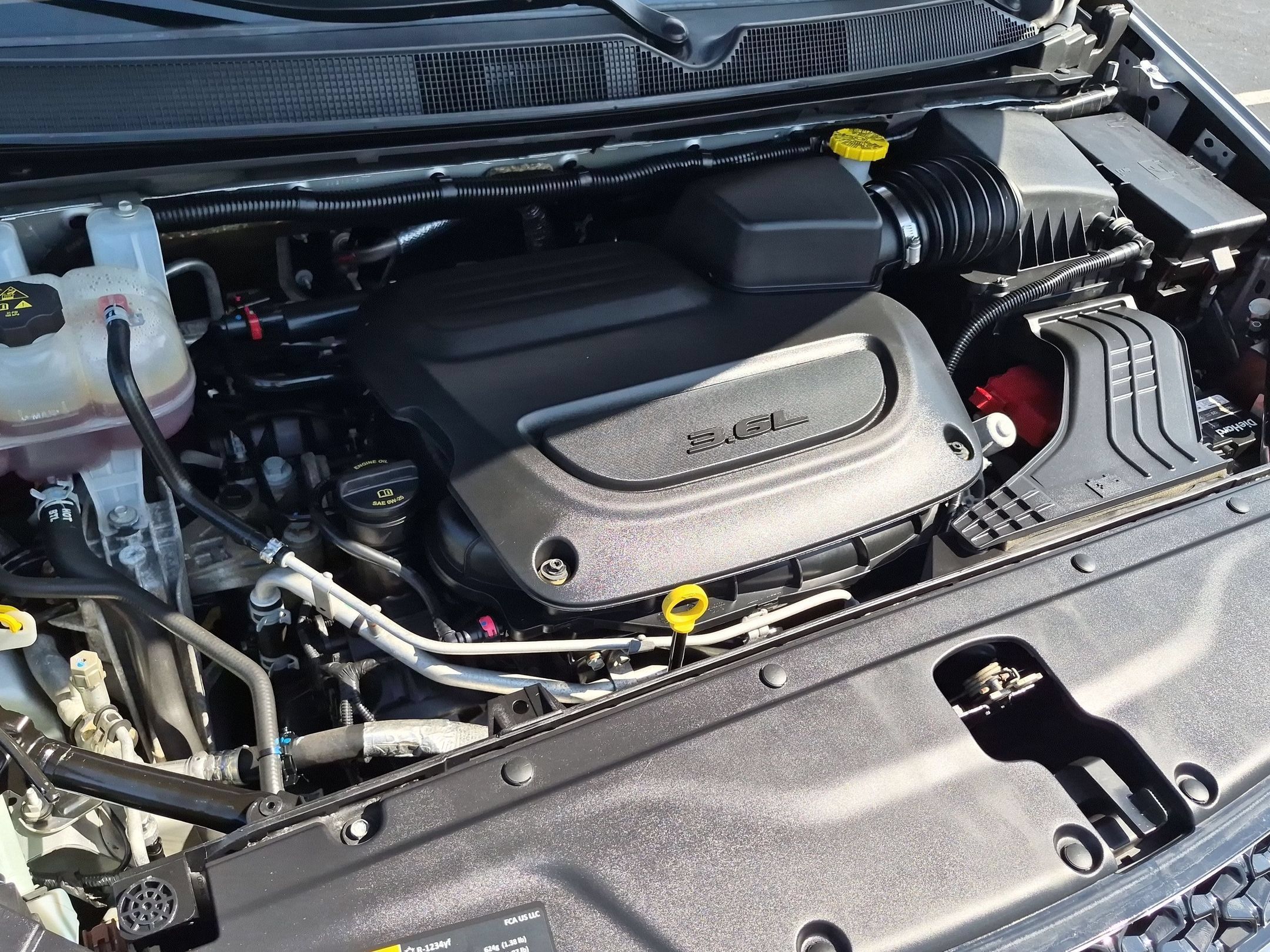 Used 2024 Chrysler Pacifica Touring-L FWD image 38