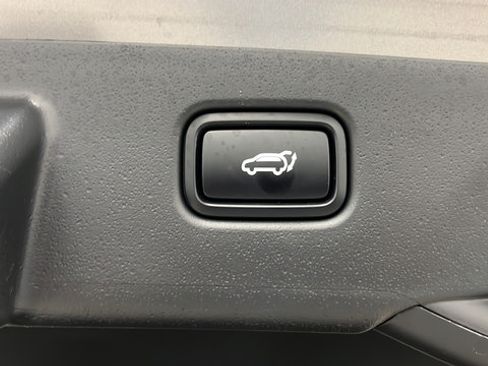 Used 2025 Kia Niro FWD image 29