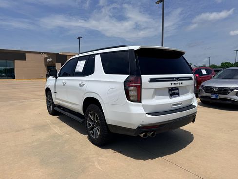 Used 2022 Chevrolet Tahoe Z71 w/ Z71 Off-Road Package AWD/4WD image 8