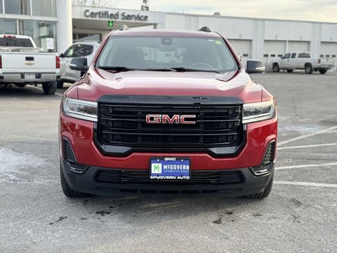 Used 2023 GMC Acadia SLE w/ Driver Convenience Package image 10