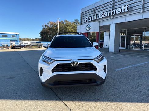 Used 2023 Toyota RAV4 XLE image 18