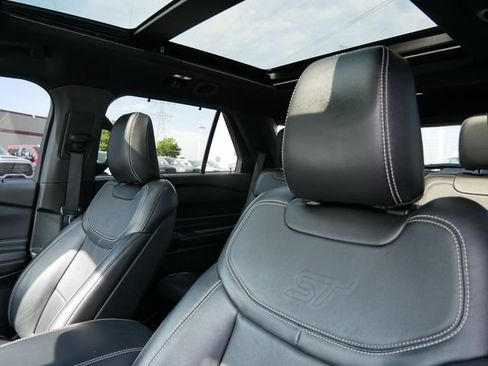 Used 2020 Ford Explorer ST w/ ST Street Pack AWD/4WD image 19