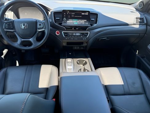 Used 2024 Honda Ridgeline TrailSport image 10