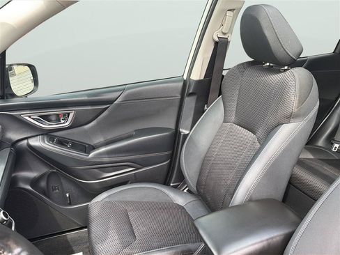 Used 2019 Subaru Forester Premium AWD/4WD image 15
