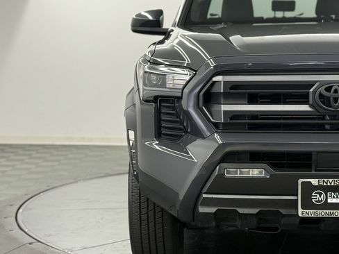 Used 2024 Toyota Tacoma SR5 image 4