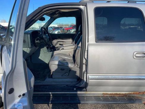 Used 2006 GMC Yukon XL SLT w/ SLT Preferred Equipment Group image 21