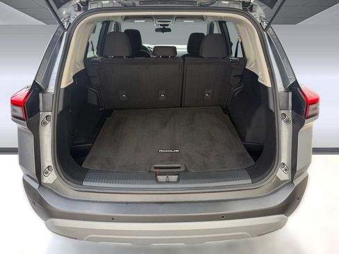 Used 2023 Nissan Rogue S image 19