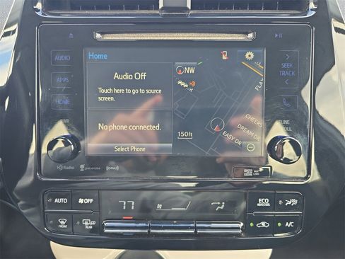 Used 2018 Toyota Prius Prime Plus image 17