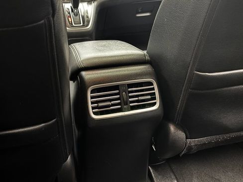 Used 2016 Honda CR-V EX-L image 29