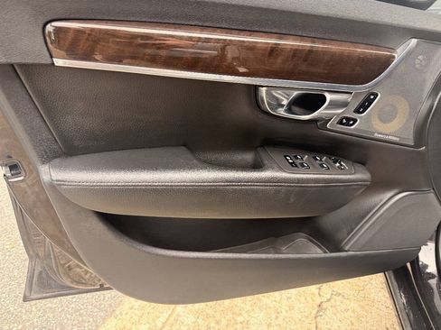 Used 2017 Volvo S90 T6 Momentum w/ Vision Package AWD/4WD image 11