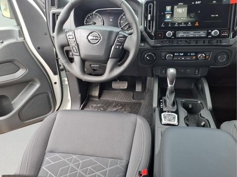 New 2026 Nissan Frontier SV w/ SV Convenience Package AWD/4WD image 19