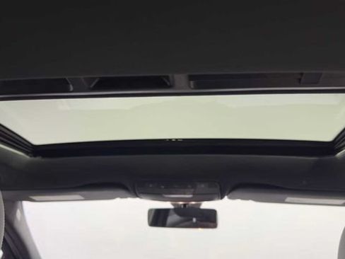 Used 2021 Mercedes-Benz C 300 Sedan image 19