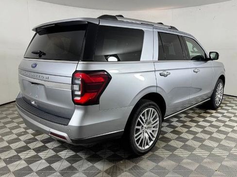 Certified 2024 Ford Expedition Limited image 4