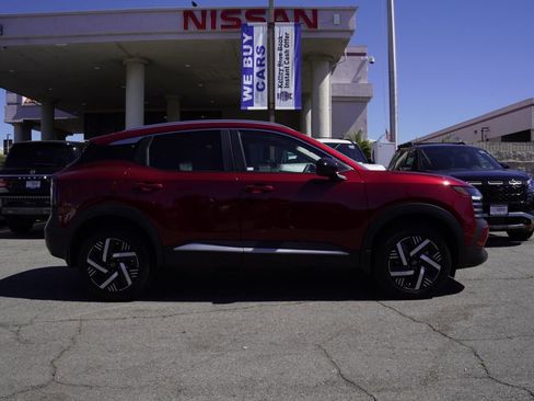 New 2026 Nissan Kicks SV image 3