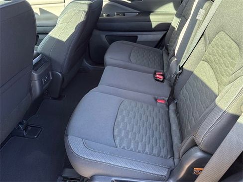 New 2026 Nissan Pathfinder SV image 17