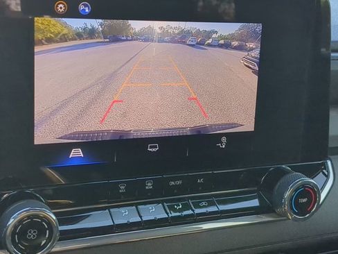 Used 2024 Chevrolet Colorado Trail Boss w/ Advanced Trailering Package image 19