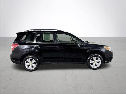 Used 2015 Subaru Forester 2.5i Limited AWD/4WD image 5