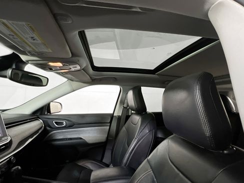 Used 2022 Jeep Compass Latitude w/ Sun and Sound Group image 22