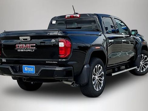 Used 2024 GMC Canyon Denali AWD/4WD image 6