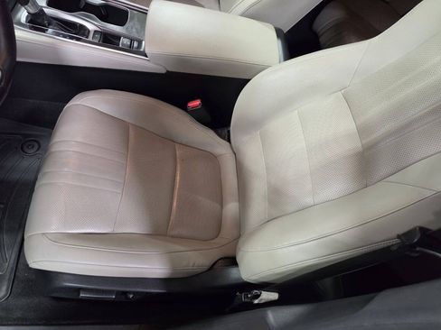 Used 2018 Honda Accord EX-L image 25