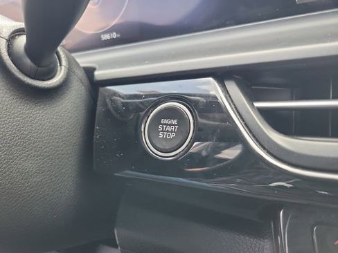 Used 2024 Kia Seltos S FWD image 25