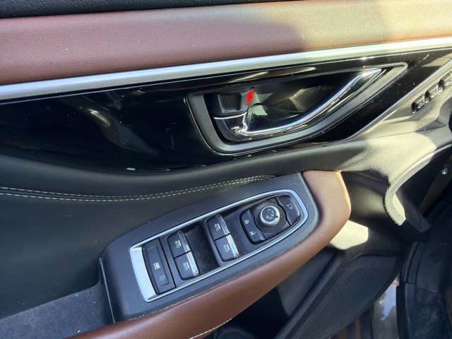 Used 2021 Subaru Outback Touring XT AWD/4WD image 6
