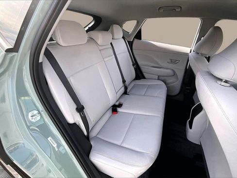 Used 2025 Hyundai Kona SE image 27