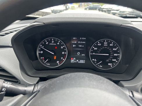Used 2024 Subaru Crosstrek 2.0i Premium w/ Crosstrek Mirror Package AWD/4WD image 18
