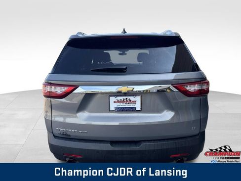 Used 2018 Chevrolet Traverse LT AWD/4WD image 6