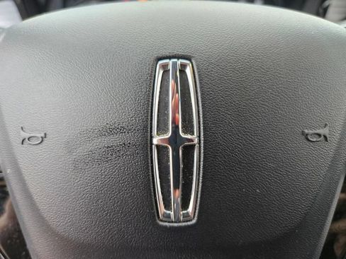 Used 2022 Lincoln Corsair FWD w/ Equipment Group 101A image 32