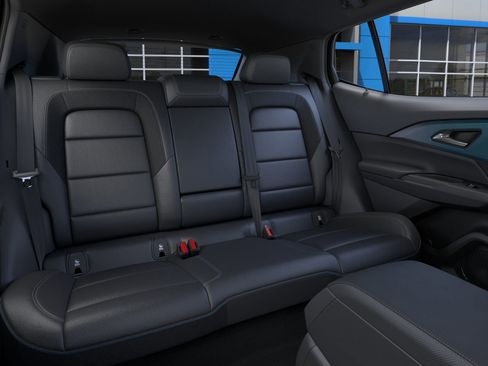 New 2026 Chevrolet Equinox EV LT image 48