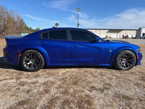 Used 2020 Dodge Charger SRT Hellcat w/ Carbon/Suede Interior Package image 7