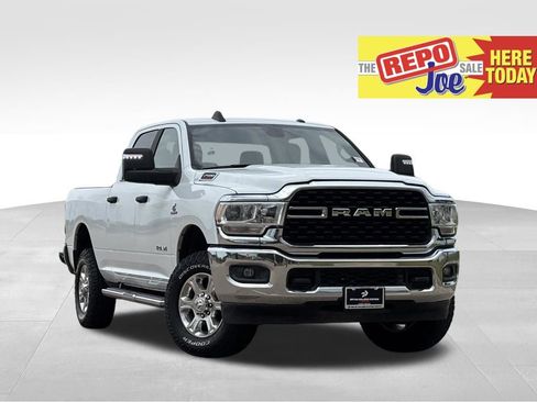 Used 2024 RAM 2500 Big Horn image 1