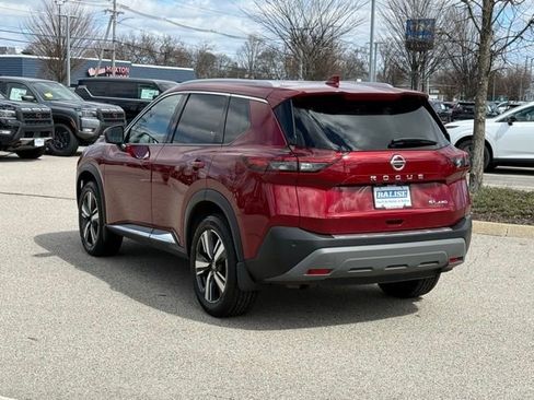 Used 2021 Nissan Rogue SL w/ Premium Package image 7