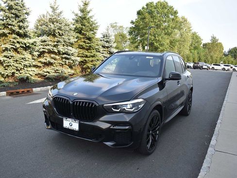 Used 2023 BMW X5 xDrive40i w/ M Sport Package AWD/4WD image 3
