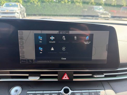 Used 2024 Hyundai Elantra Limited FWD image 14