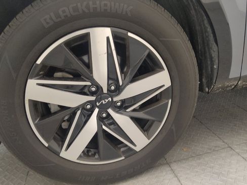 Used 2023 Kia Sorento S w/ Panoramic Sunroof Package FWD image 31