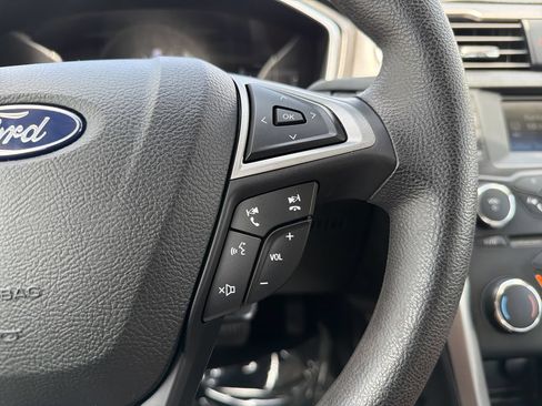 Used 2018 Ford Fusion S FWD image 25