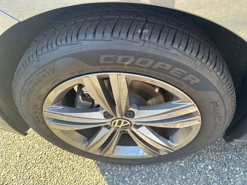 Used 2024 Volkswagen Jetta SE image 21