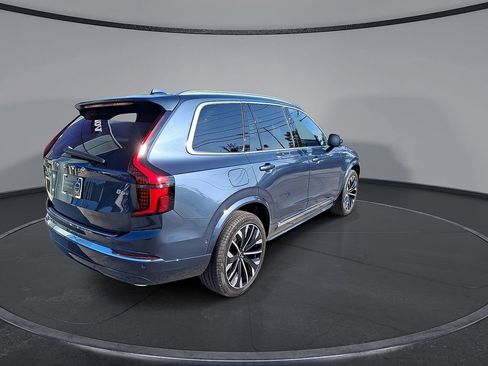 Certified 2026 Volvo XC90 B6 Plus AWD/4WD image 8