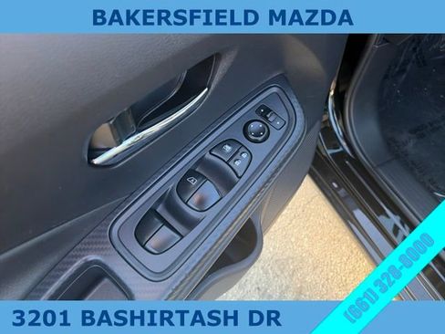 Used 2023 Nissan Versa SV image 11