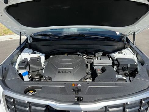 Used 2025 Kia Telluride S image 13