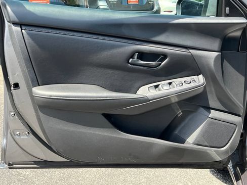 Used 2024 Nissan Sentra S FWD image 11