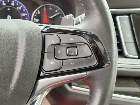 Used 2023 Buick Enclave Premium w/ Experience Buick Package image 26