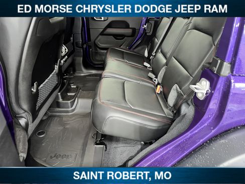 New 2026 Jeep Wrangler Unlimited Rubicon w/ Technology Group AWD/4WD image 24