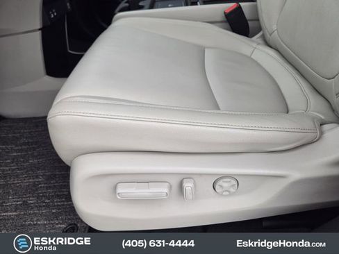 Used 2025 Honda Odyssey EX-L image 25