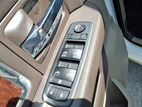 Used 2011 RAM 1500 Laramie AWD/4WD image 21