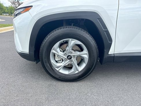 Used 2022 Hyundai Tucson SEL w/ Cargo Package AWD/4WD image 10